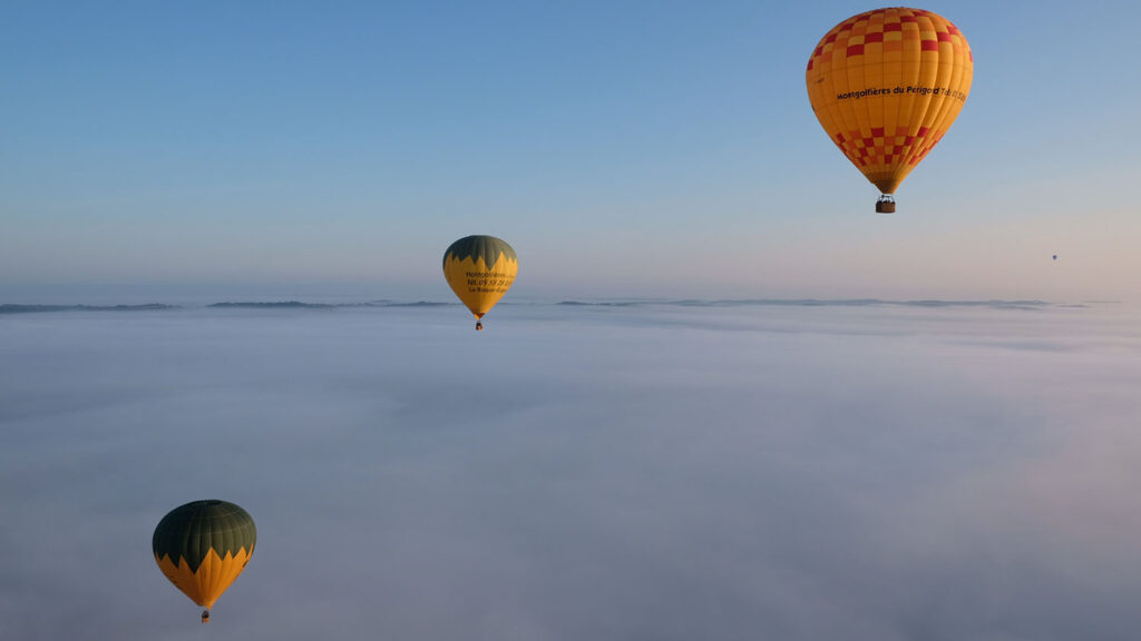 Montgolfières dans le ciel